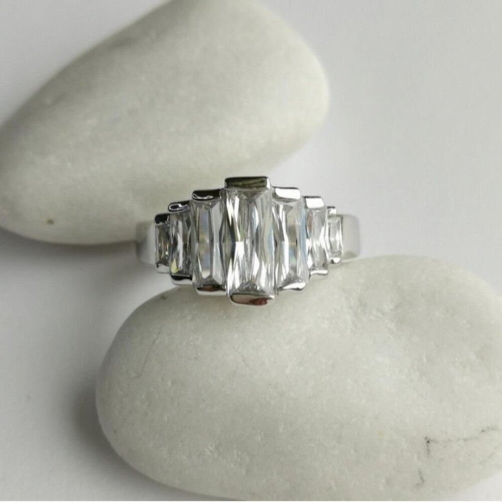 CZ Baguette cut in 14k white gold ring size 7 engagement cocktail style